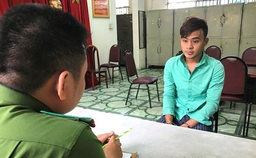 Bắt kẻ chuyên “dàn cảnh” để cướp tài sản