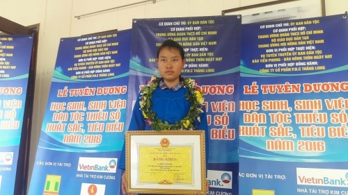 Nữ sinh đạt giải Quốc gia nhưng vẫn trượt đại học viết