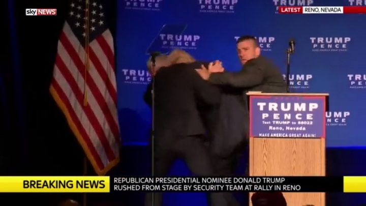 Bị đe dọa, Trump được sơ tán khẩn cấp khỏi sân khấu
