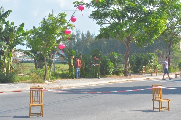Truy tìm thanh niên đâm chết người tại quán nhậu Phố Hồng Kông