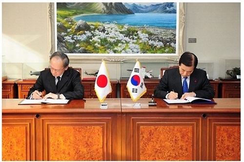Hàn - Nhật chia sẻ thông tin tình báo quân sự về Triều Tiên