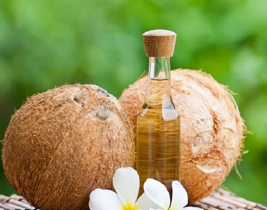 Làm đẹp da sau sinh với dầu dừa hiệu quả, tiết kiệm