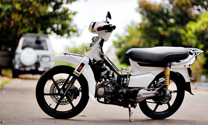 Bất ngờ với mẫu xe dream chế đẹp nhất