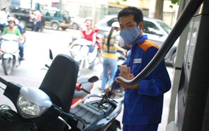 Giảm gần 10.000 tỷ đồng thuế xuất nhập khẩu xăng dầu