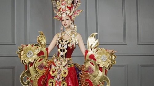 Tranh cãi về bộ