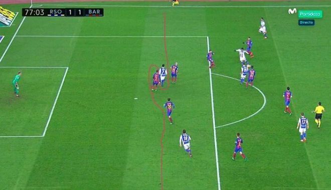 Trọng tài giúp Barca thoát thua trước Real Sociedad