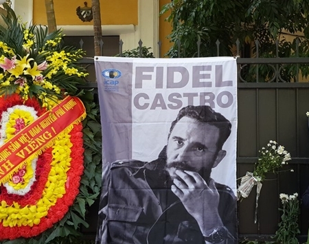Tổng bí thư Nguyễn Phú Trọng viếng ông Fidel Castro