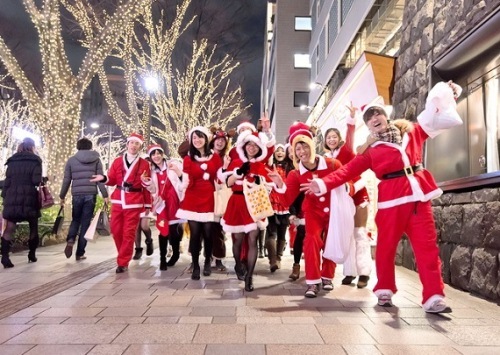 Mách nhỏ 4 công việc kiếm tiền mùa giáng sinh