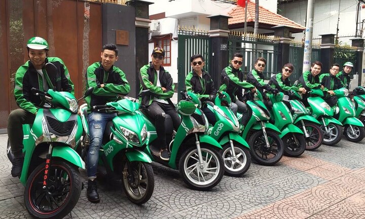 Xe ôm thời công nghệ thông minh