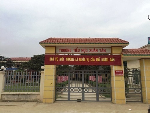 Nữ hiệu phó vào nhà nghỉ “bàn công việc” với Bí thư xã bị kỷ luật cách chức