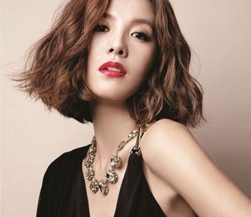 Lựa chọn kiểu tóc cho khuôn mặt gầy