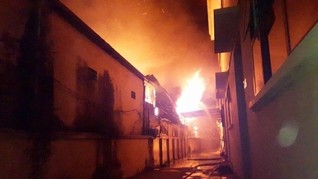 Hà Nội: Hỏa hoạn thiêu rụi xưởng sơn 1000 m2 ở cụm công nghiệp La Phù