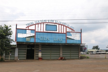 Truy tìm tài xế dọa “xử” kiểm định viên với giá 50 triệu