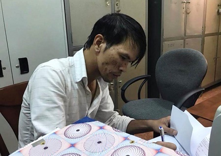Khởi tố nghi can dùng roi điện bạo hành bé trai người Campuchia