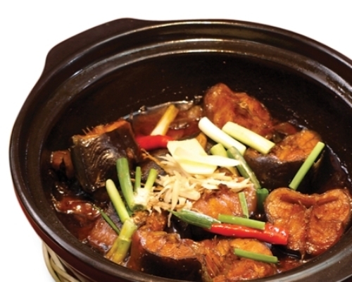 Cách làm sạch cá trê để có món cá kho ngon đúng vị