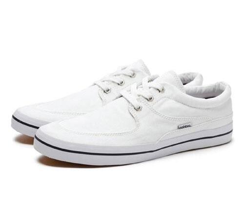 Cách làm sạch giày đơn giản hiệu quả