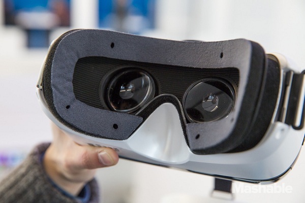 Sử dụng kính thực tế ảo VR Box một cách hiệu quả nhất