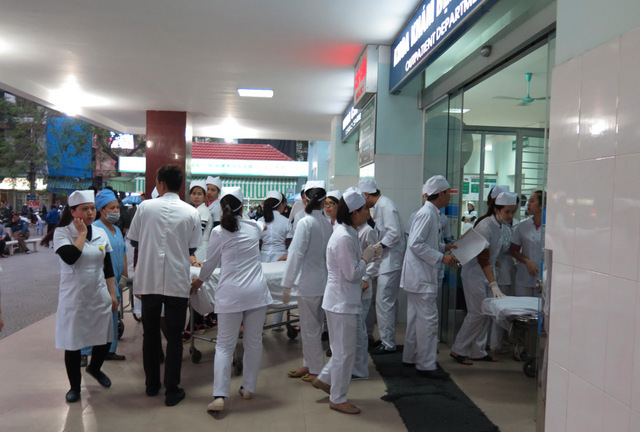 Nghi do ngộ độc thức ăn, 42 công nhân nhập viện cấp cứu ở Đồng Nai