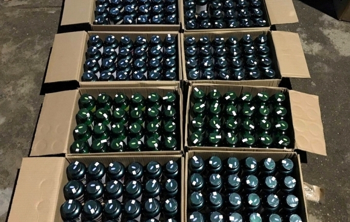 Bắt giữ lượng lớn thực phẩm chức năng theo xe khách