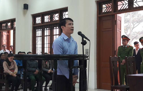  Tài xế gây gây tai nạn trên phố Ái Mộ làm 3 người chết lãnh 10 năm tù