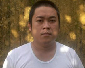 Bất khẩn cấp 21 đối tượng trong đường dây cá độ trăm tỷ, thu giữ nhiều hung khí