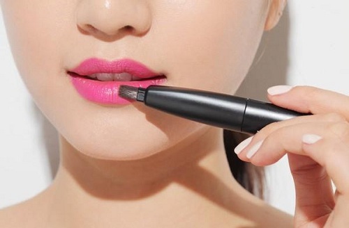 8 Bước trang điểm dễ thương cho các nàng lung linh dạo phố