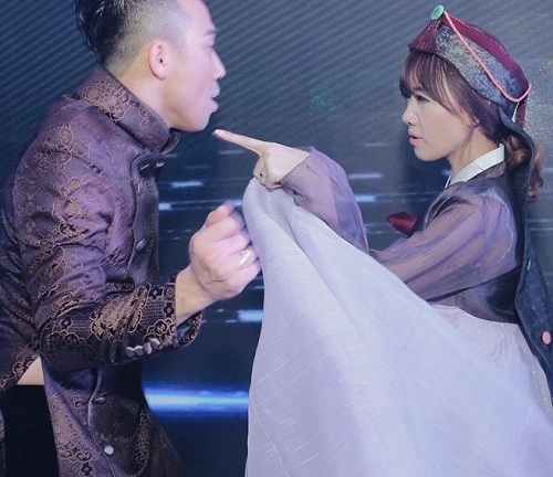 Video: Trấn Thành - Hari Won và dàn khách mời quẩy tưng bừng sau đám cưới