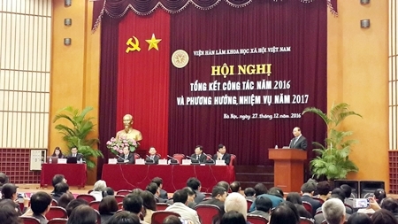 Thủ tướng Nguyễn Xuân Phúc “đặt hàng” với các nhà khoa học