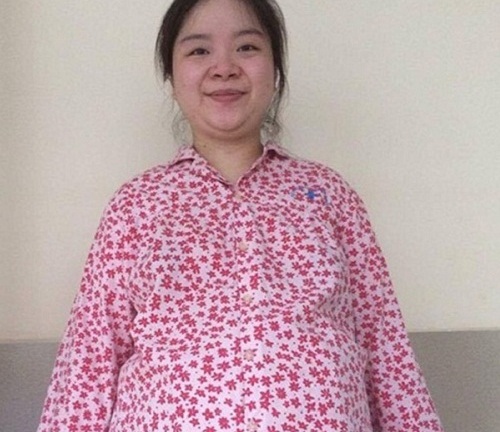 Bà mẹ trẻ mất việc, mất chồng chỉ vì... nặng gần 100kg