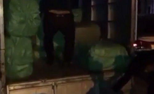 Bắt giữ một tấn nầm lợn không rõ nguồn gốc đang vào Hà Nội