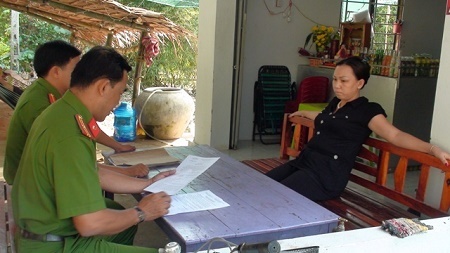 Đánh sập hàng loạt quán cà phê chứa 