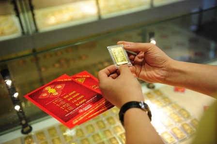 Giá vàng chiều nay 3/1: Giá vàng thế giới tăng nhẹ