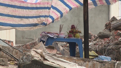 Sập trụ sở cũ của báo Đà Nẵng, 2 người chết