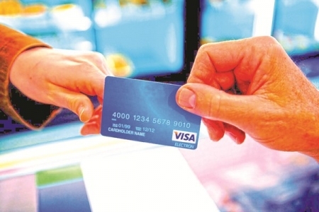 Chính phủ thông qua Đề án Thanh toán không dùng tiền mặt