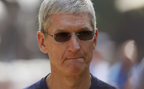 Apple giảm doanh thu khiến CEO Tim Cook bị cắt thưởng