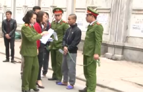 Hà Nội: Thực nghiệm hiện trường vụ giết người tại quán karaoke