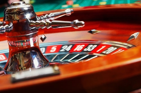 Thu nhập dưới mức 10 triệu đồng/tháng không được chơi casino