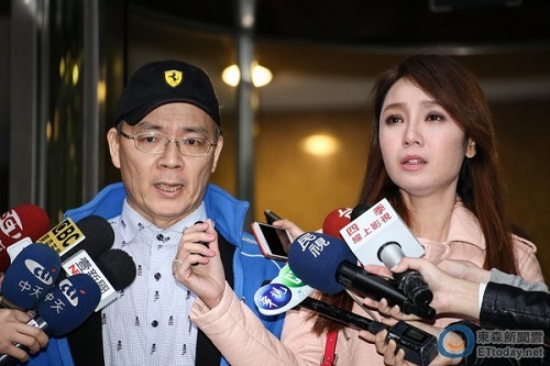 Chồng Helen Thanh Đào dọa sẽ không chia 1 xu nếu ly hôn