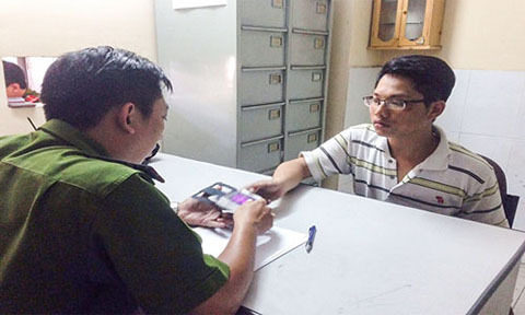 Thiếu tiền trả nợ, nam sinh viên dàn cảnh cướp 10 lượng vàng 