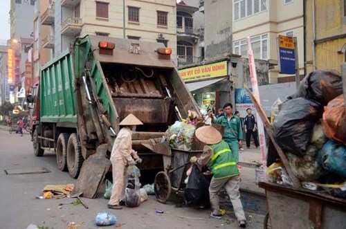 TP. HCM: Hơn 7.000 công nhân vệ sinh thu gom rác qua giao thừa
