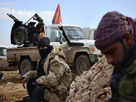 Hé lộ nguyên nhân khủng bố IS rời thành phố Raqqa tới Deir Ezzur