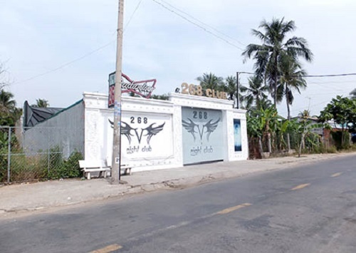 Hỗn chiến trước quán bar, nam thanh niên bị đâm tử vong