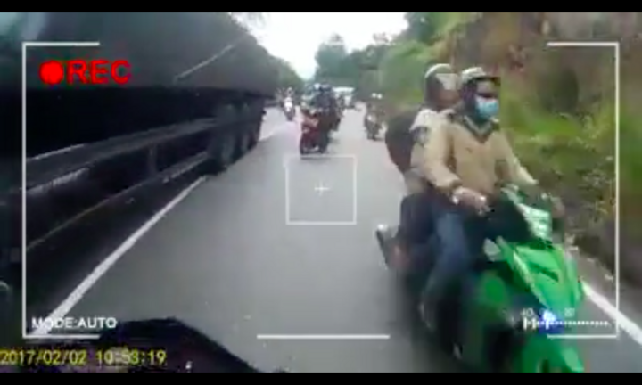 Đổ đèo - sự liều lĩnh chết người của giới trẻ Việt