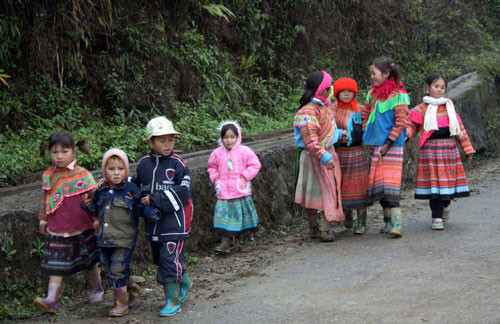 Dự báo thời tiết ngày mai 12/2: Tiếp tục rét đậm kèm theo mưa