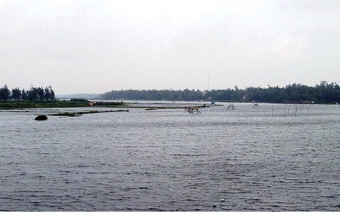 Lật ghe vì sóng lớn, hai mẹ con tử vong khi đi đánh cá