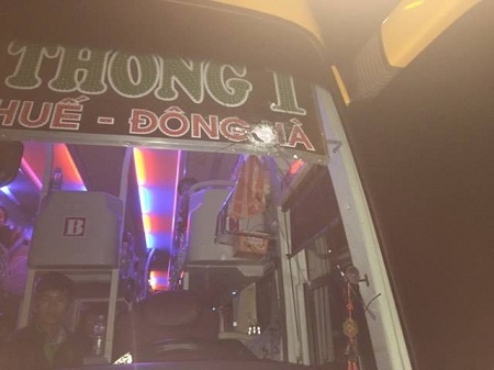 Xác định hung thủ ném đá xe khách khiến nhiều người bị thương