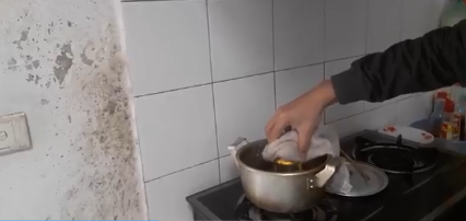 Cái kết đắng cho thanh niên “trẻ trâu” luộc bò húc 20 phút rồi tống vào cốp xe