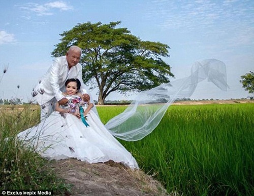 Đám cưới trong mơ của cô gái khuyết tật xương
