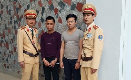 Bắt khẩn cấp nam thanh niên cướp tiền của người yêu