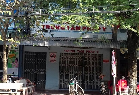 Cách chức Giám đốc Trung tâm pháp y Cà Mau